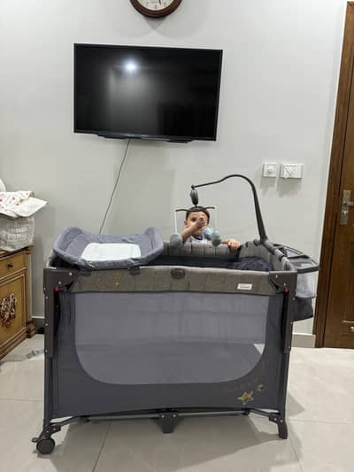 Baby Cot Slightly used