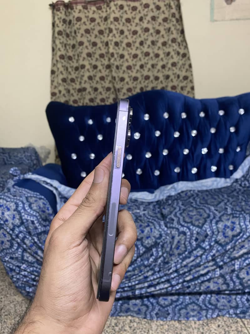 Iphone 14 pro max 4