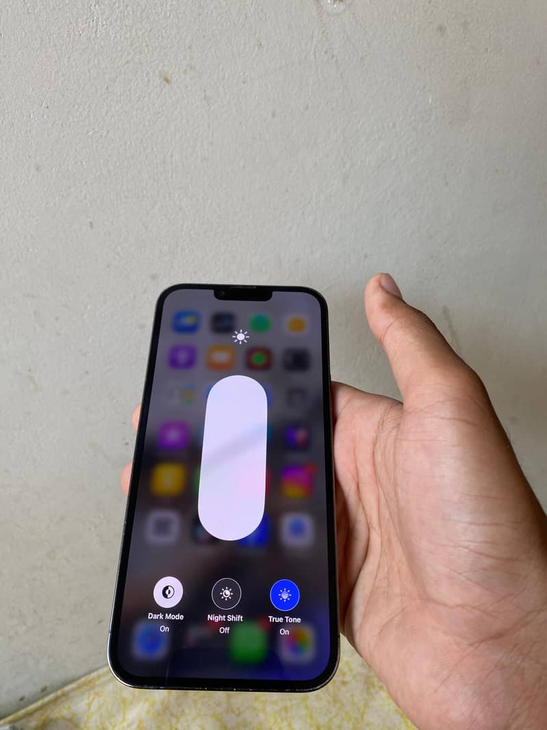 IPHONE 13 PRO MAX 4