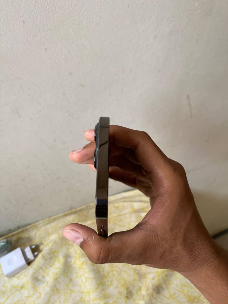 IPHONE 13 PRO MAX 6