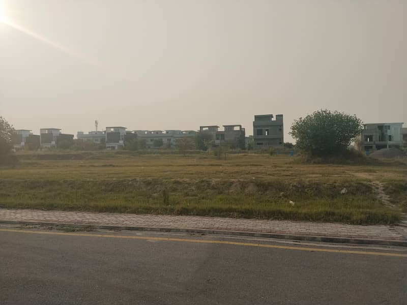 Plot for sale 6