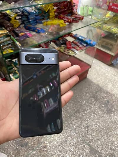 Google pixel 8