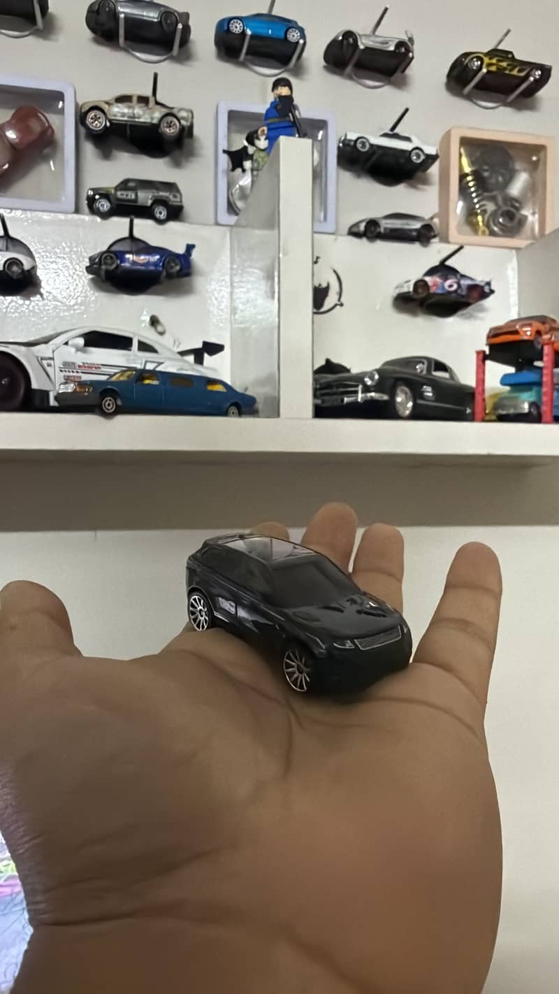 Hot wheels 4