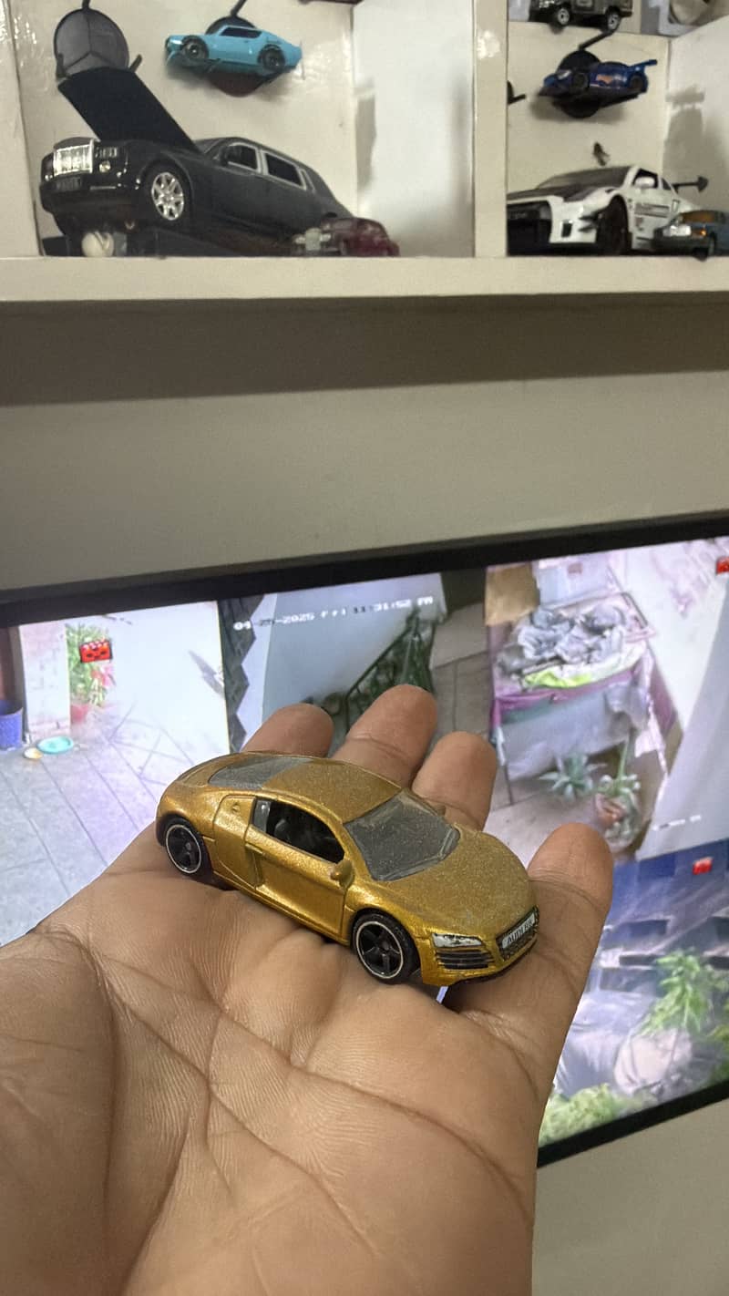 Hot wheels 9