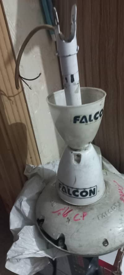 Falcon fan