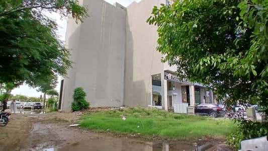 DHA phase 6 top location main boulevard 4 Marla commercial plot for sale