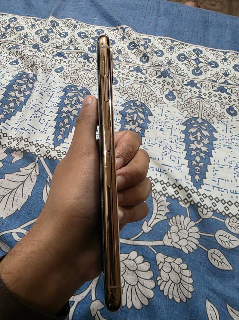Xs max 0