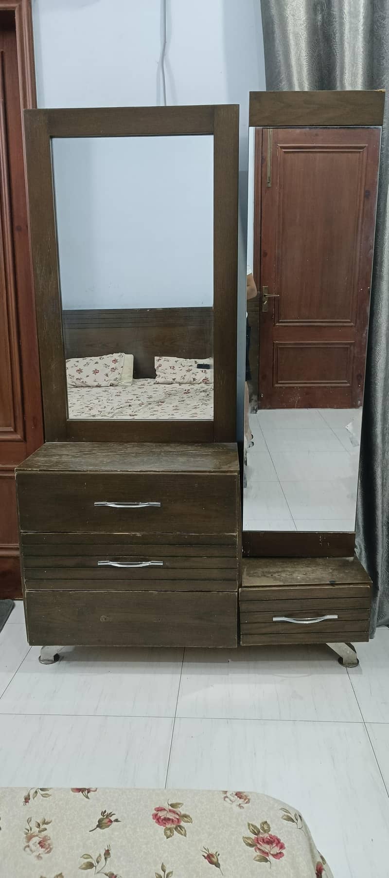 dressing table 2
