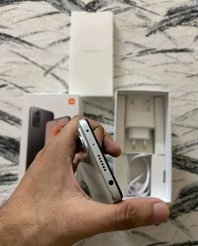 Redmi Note 12 Pro 12Gb Ram 256 GB memory PTA approved. 0325=3982=953