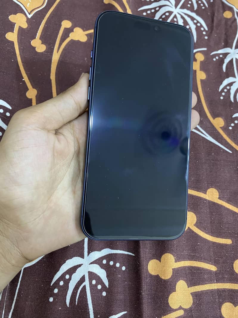 IPHONE 17 pro max 4