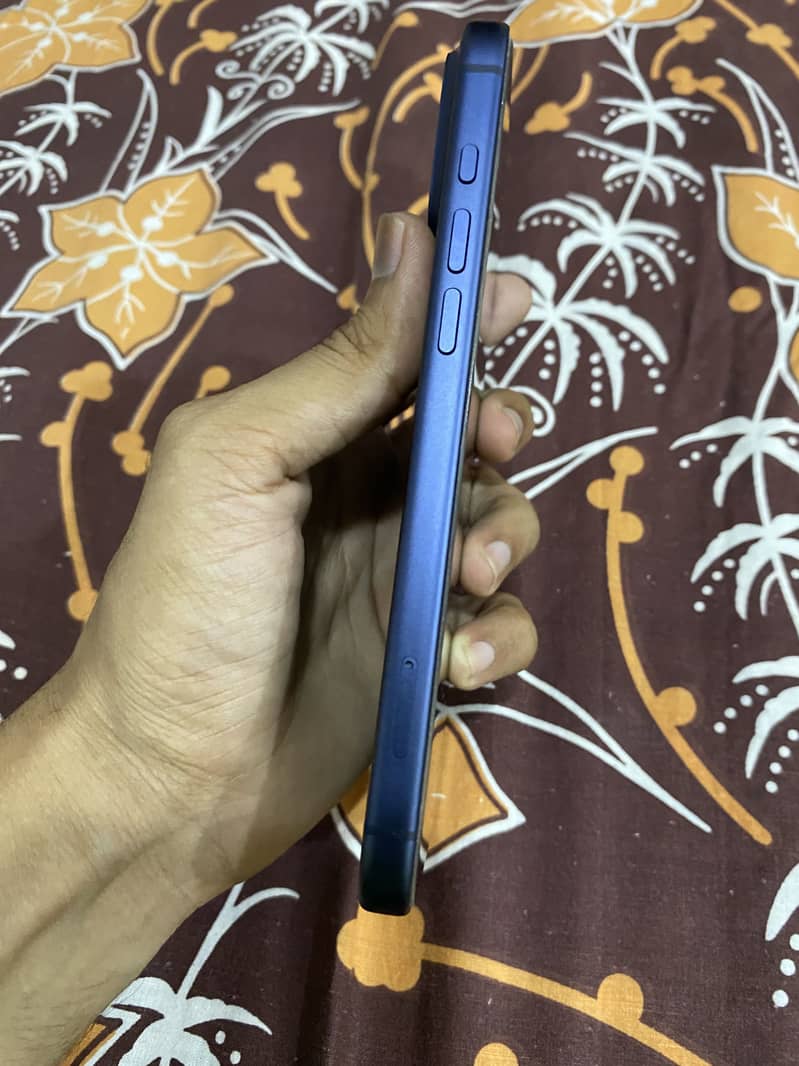 IPHONE 17 pro max 6