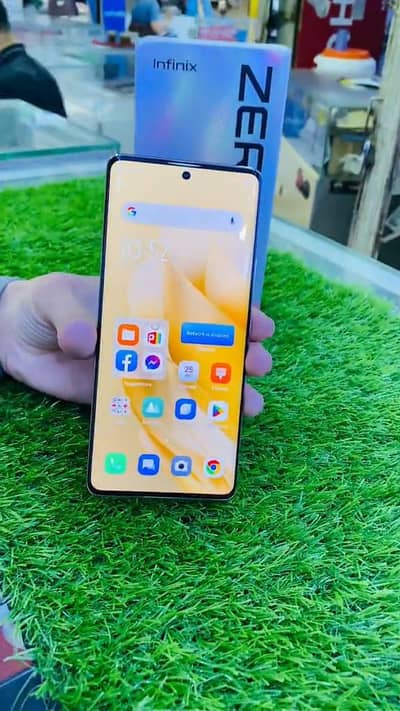 Infinix Zero 30 12Gb Ram 256 GB memory PTA approved. 0325=3982=953