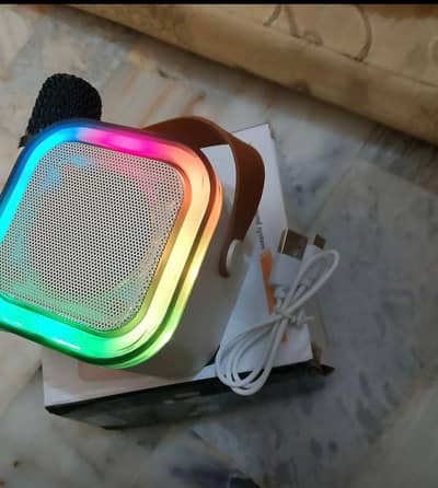 Premium Speaker with Mike