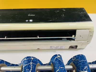 1  Ton AC for Sale – Full Genuine Condition – North Karachi