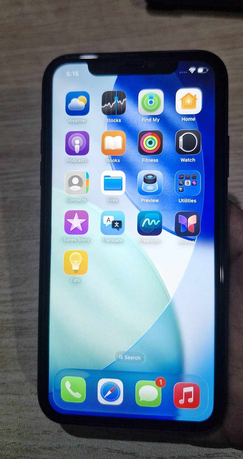 Apple iPhone 11 3