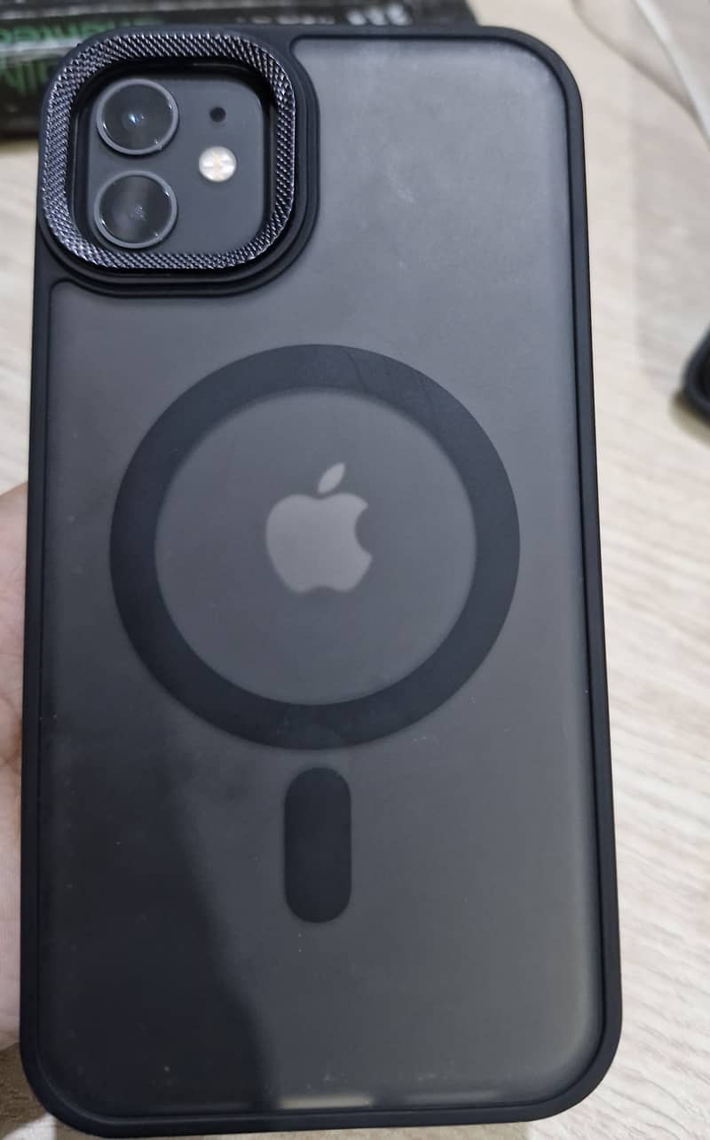 Apple iPhone 11 4