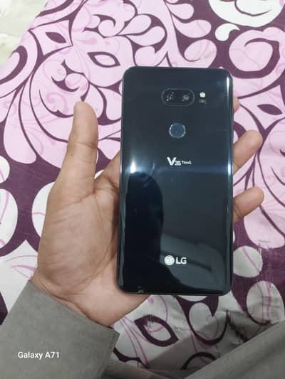 LG V35 ThinQ Gaming phone