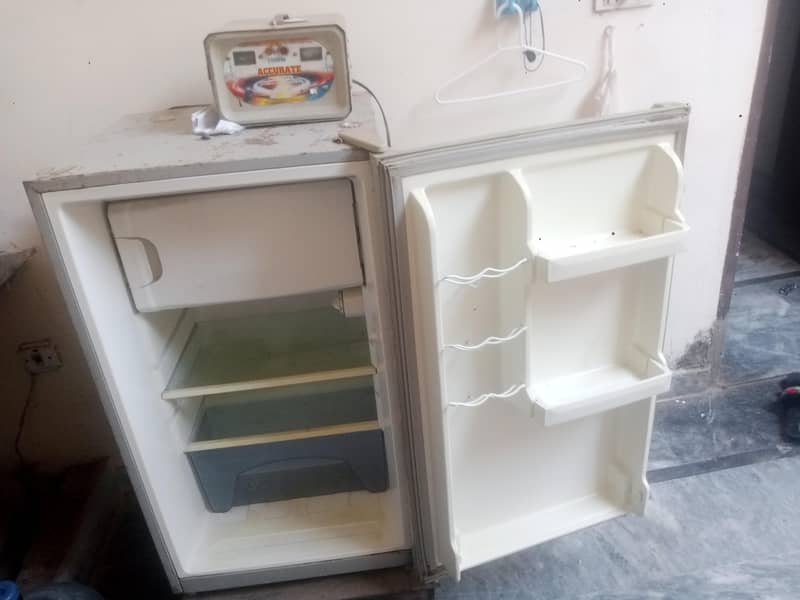 Small Refrigerator 5