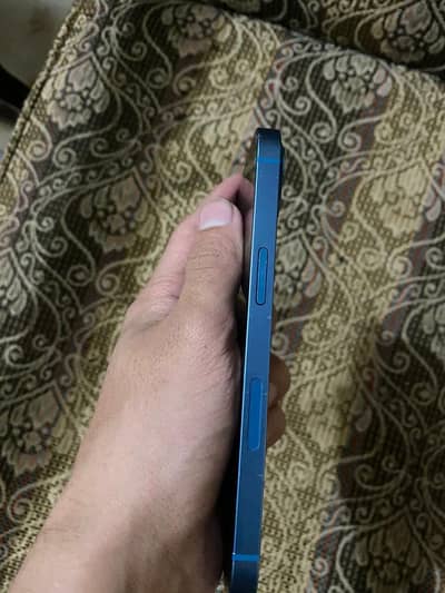 I phone 13Jv