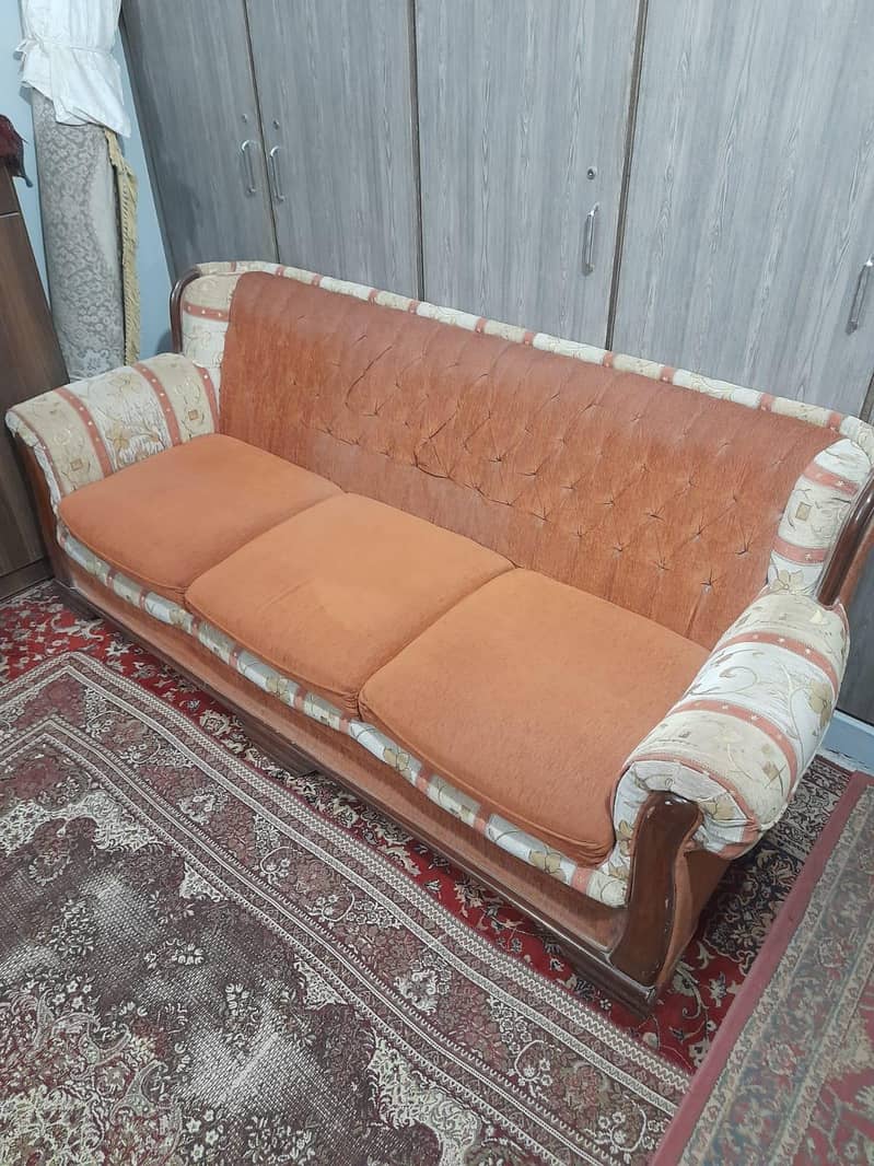 5 seater Sofa set 0