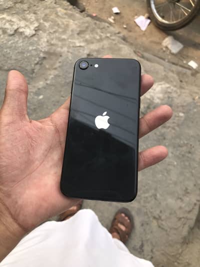 I phone Se 2020 (128)