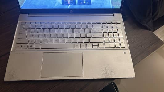 Hp pavilion eg0122tx i7 11th gen 512gb ssd 12gb ram mx450 2gb vram