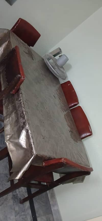Dining Table For Urgent sale