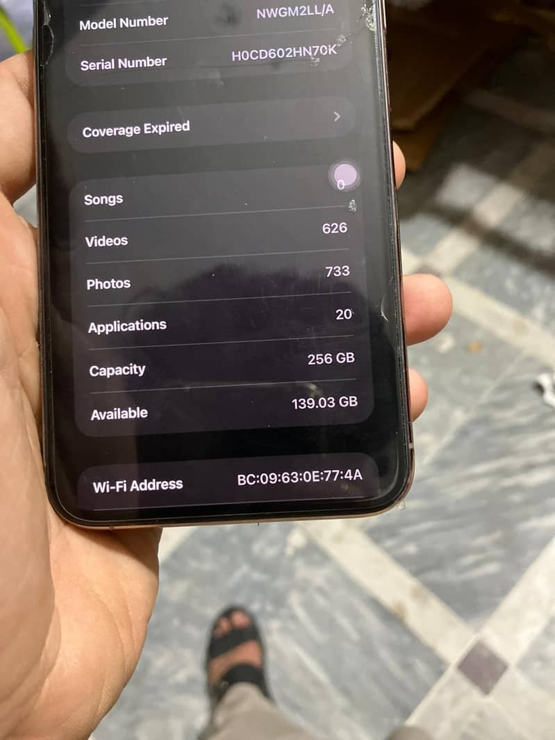 iphone 11 pro max 4