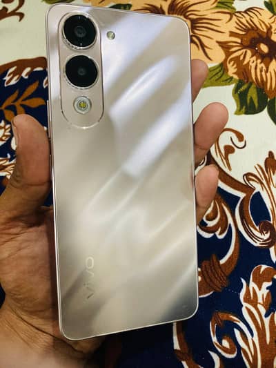 vivo y04