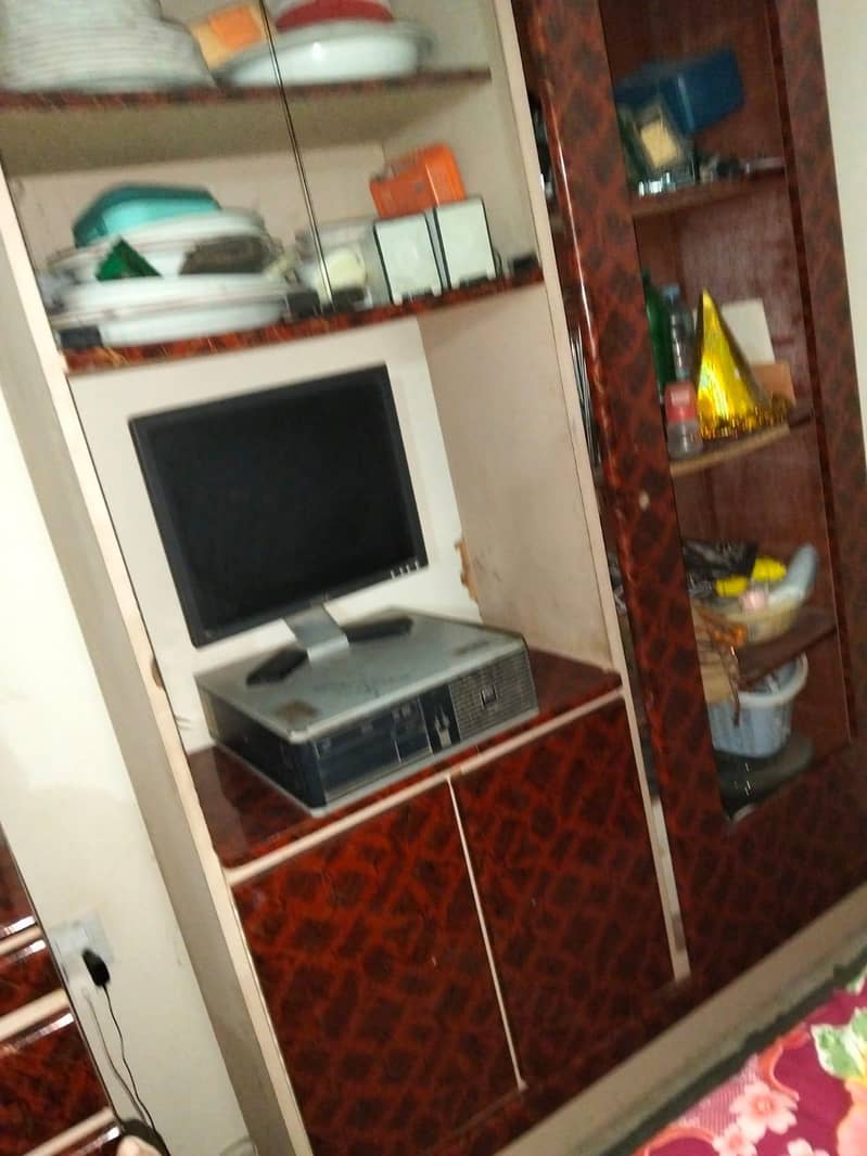 Dressing & Divider 0