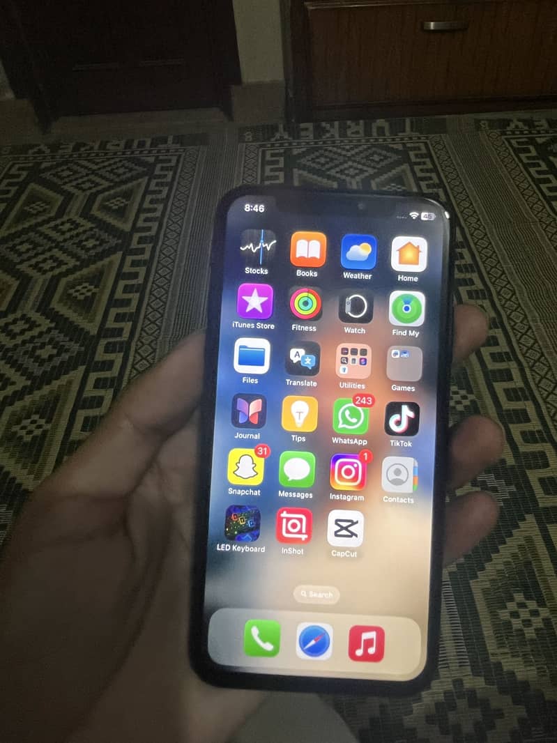 iPhone xs 1
