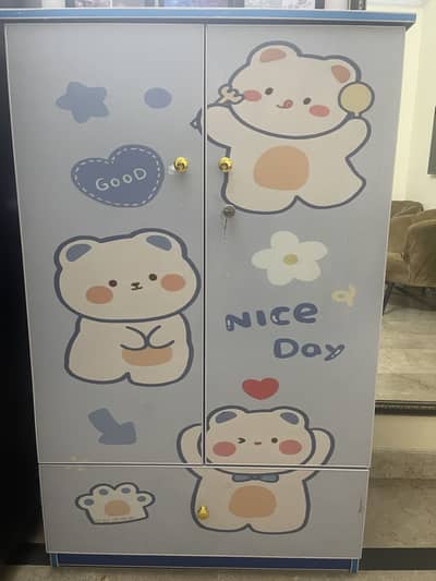 Kids wardrobe slightly used