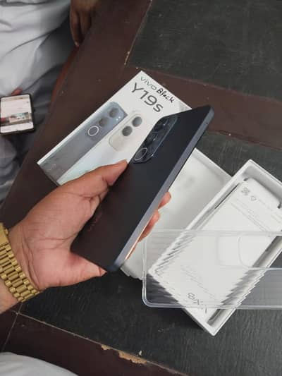 Vivo Y19s 8Gb Ram 128 GB memory PTA approved. 0325=3982=953