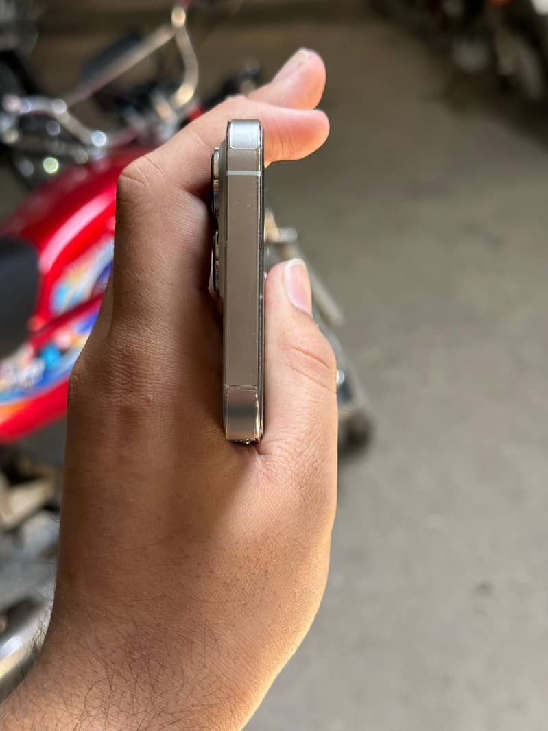 iphone 13 pro 3