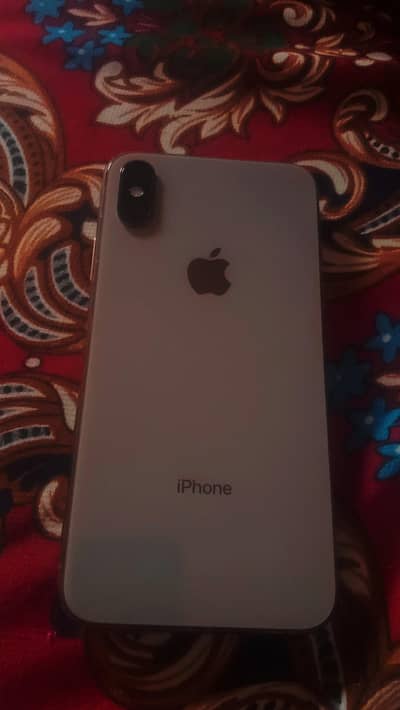 i phone xs---256 GB---NON PTA---GOLDEN COLOUR