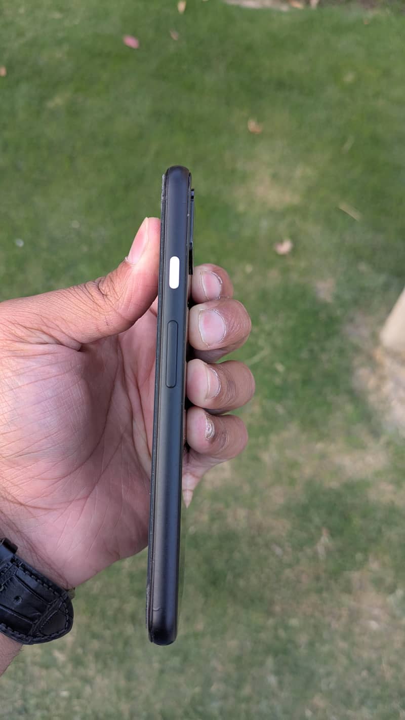 Pixel 4, 4/64 4