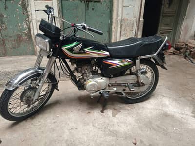 Honada CD 125 Urgent Sale