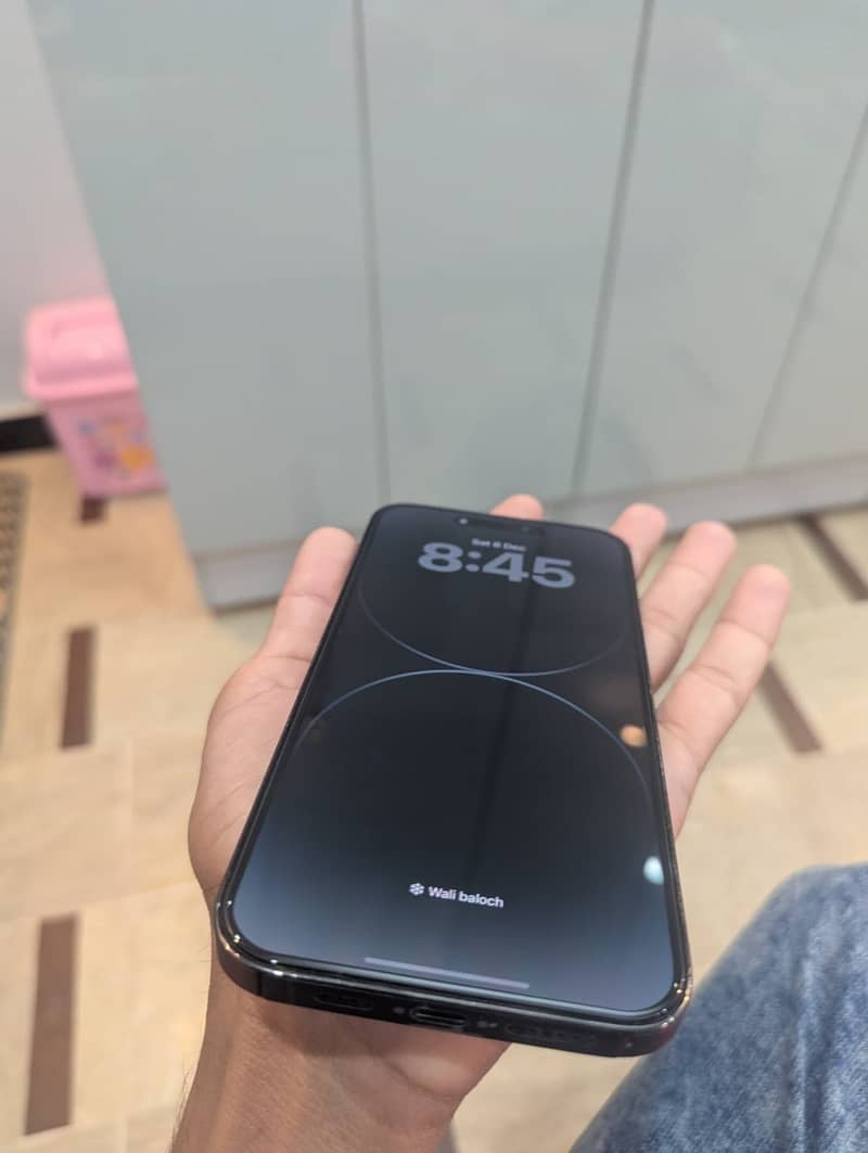 iPhone 14 Pro Max 8