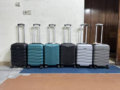 Luggage bags/ travel suitcases/ trolley bags/ travel trolley/ attachi