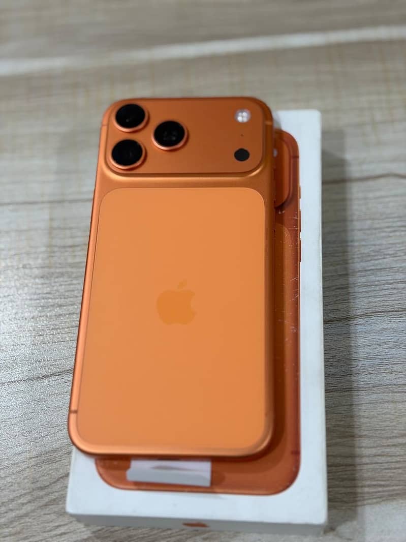 Iphone 17 pro max 1
