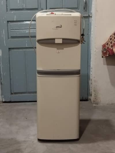 water dispenser