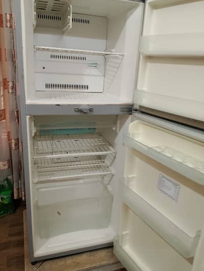 Refrigerator for sale in good condition