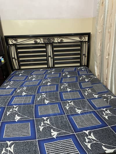 Lohay ka bed with matress