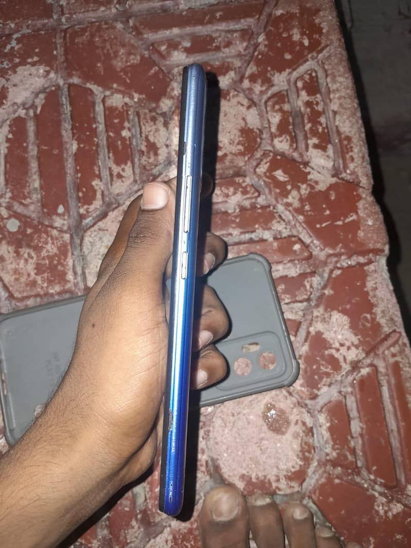 4GB64 3
