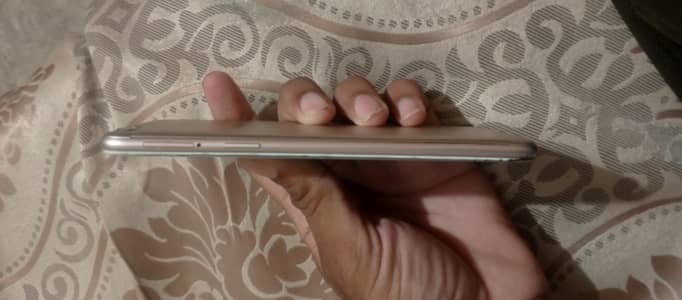 oppo F 3. . . 4/64 all ok