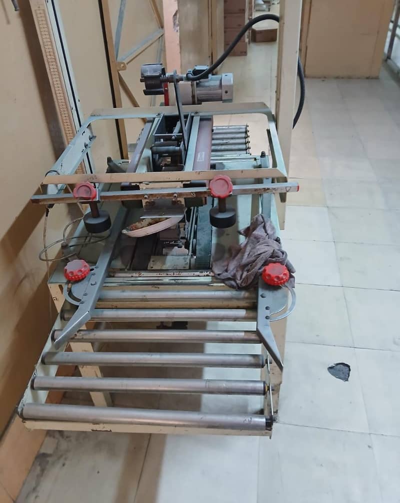 Box Taping Machine 0