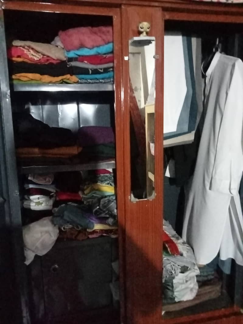 سئف الماری 1