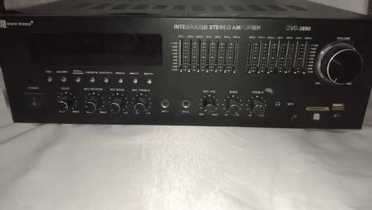 Music Amplifier for Sale – Excellent Condition