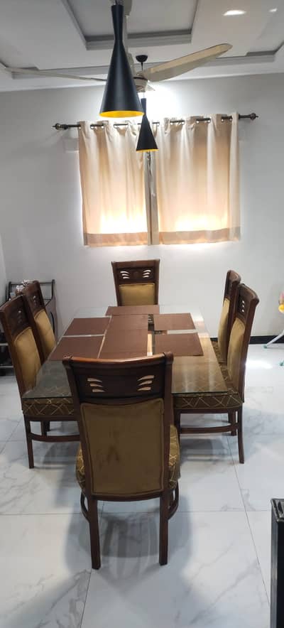 Dining table set