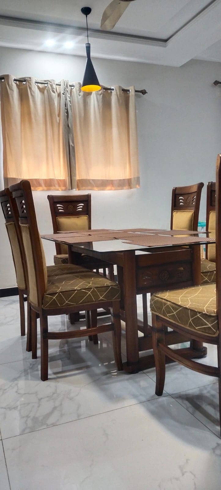 Dining table set 1